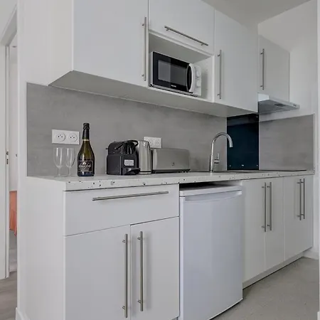 588 Emmeline - Superb In 公寓